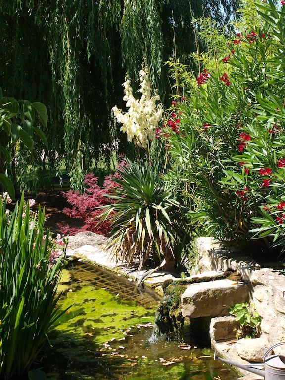 Jardin D'antan Couette-café 3*
